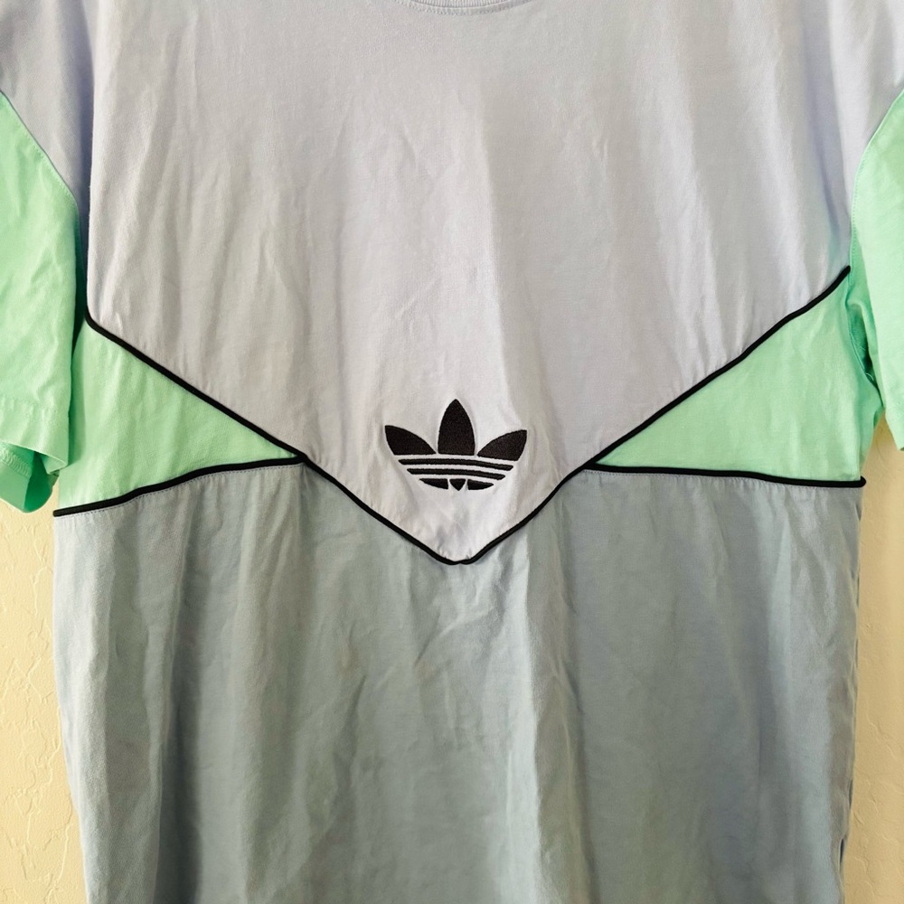 Adidas Men's Blue and‎ Green Shirt - Picture 4 of 6